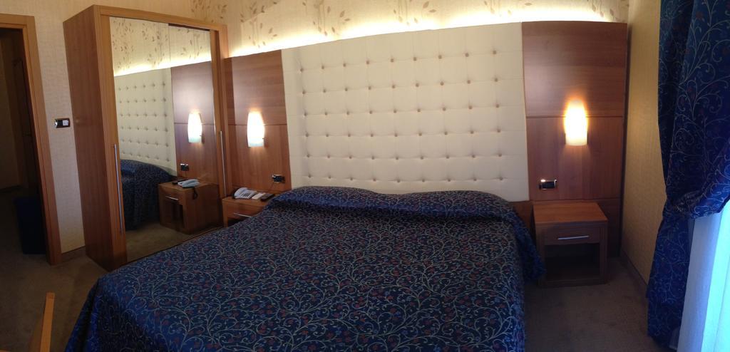 Hotel Vela D'Oro ***S Μπαρντολίνο Δωμάτιο φωτογραφία